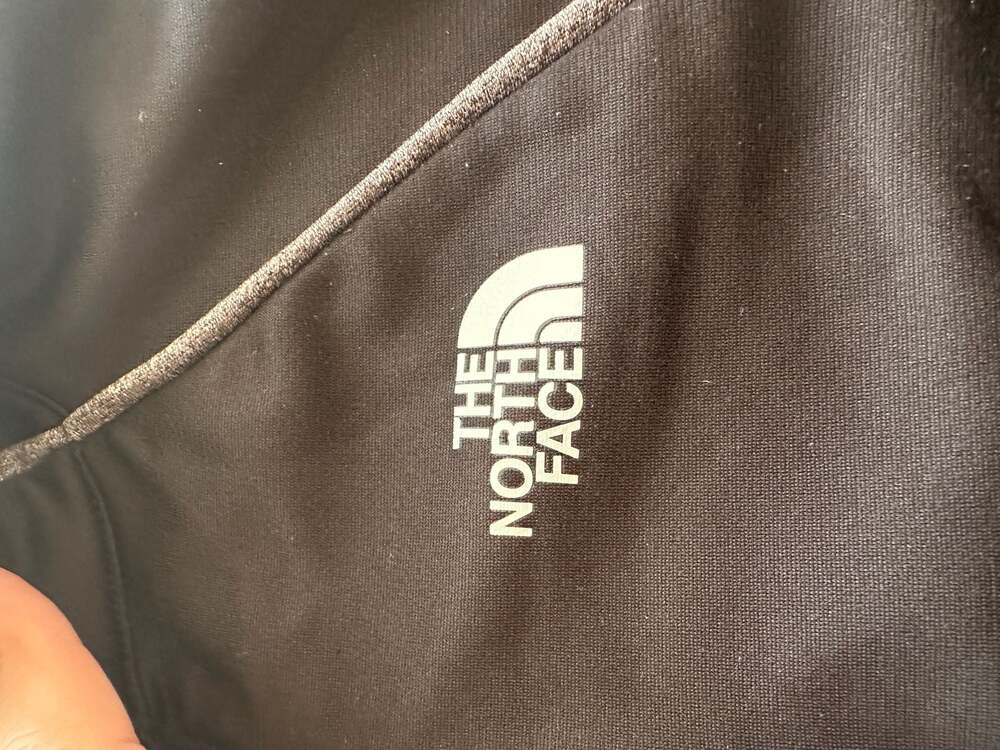 The North Face Women’s Medium Black Gray Quarter Zip Pullover Stretch Athletic T - Picture 10 of 14